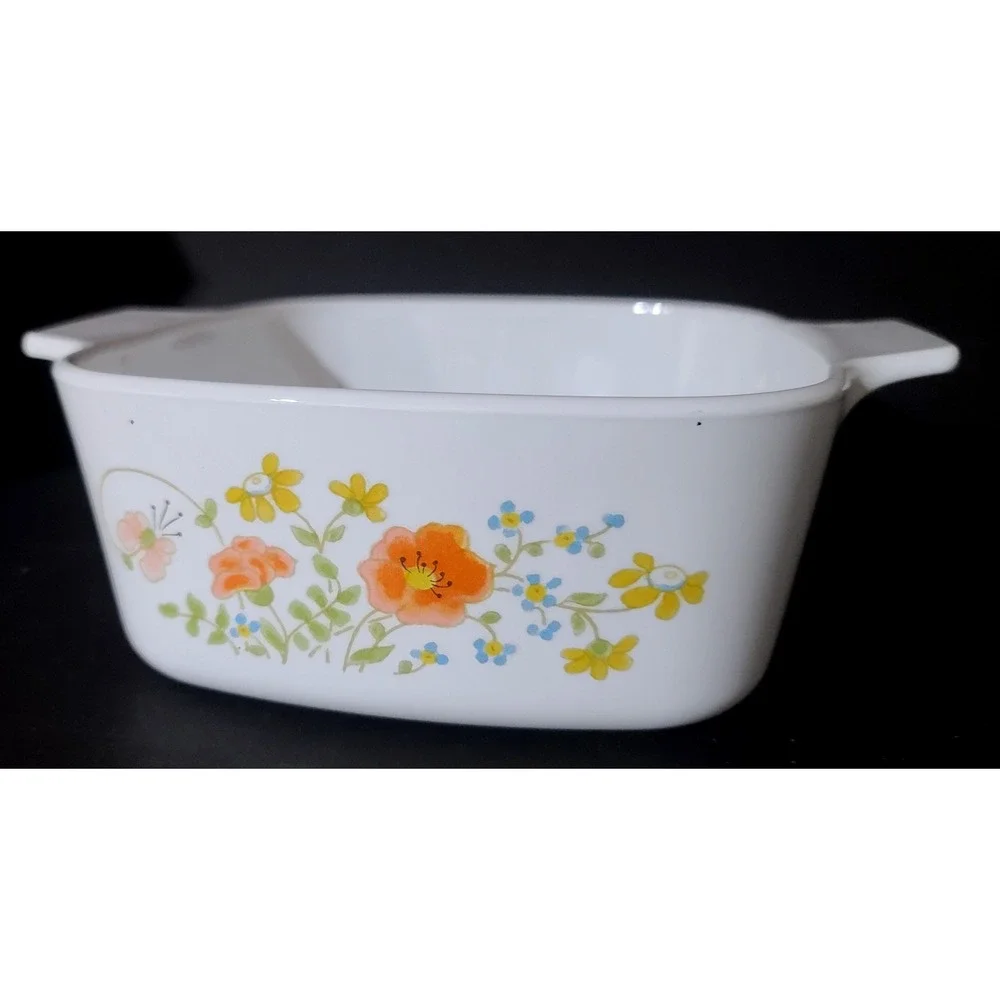 Vintage Corning Ware Wildflower 1.5 Qt Casserole Dish Square Bakeware NO LID